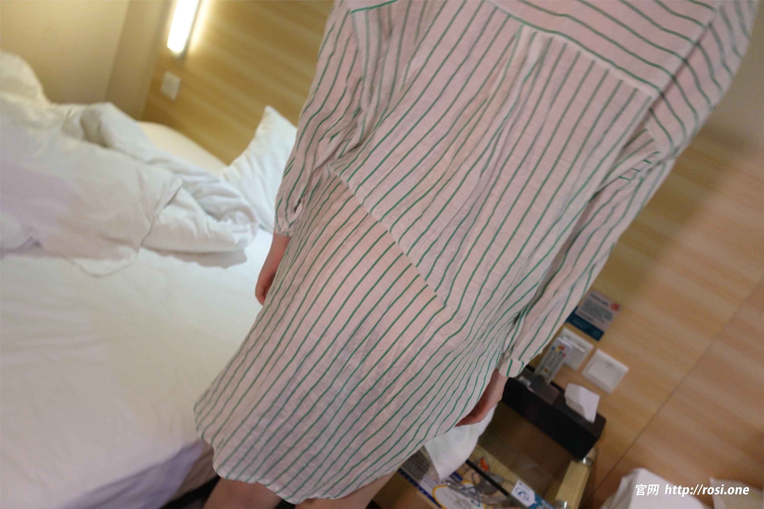 ROSI写真 2022.08.14 NO.3905